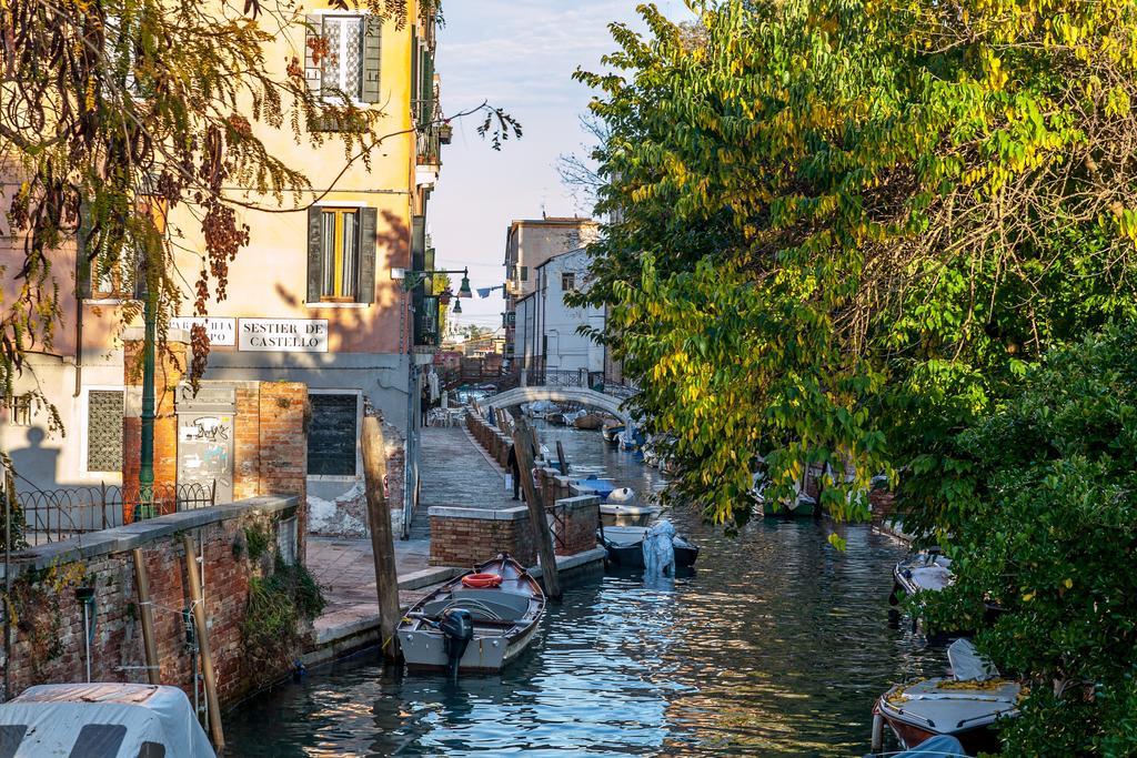 Apartament Venezia Biennale Bianco & Rosso Zewnętrze zdjęcie