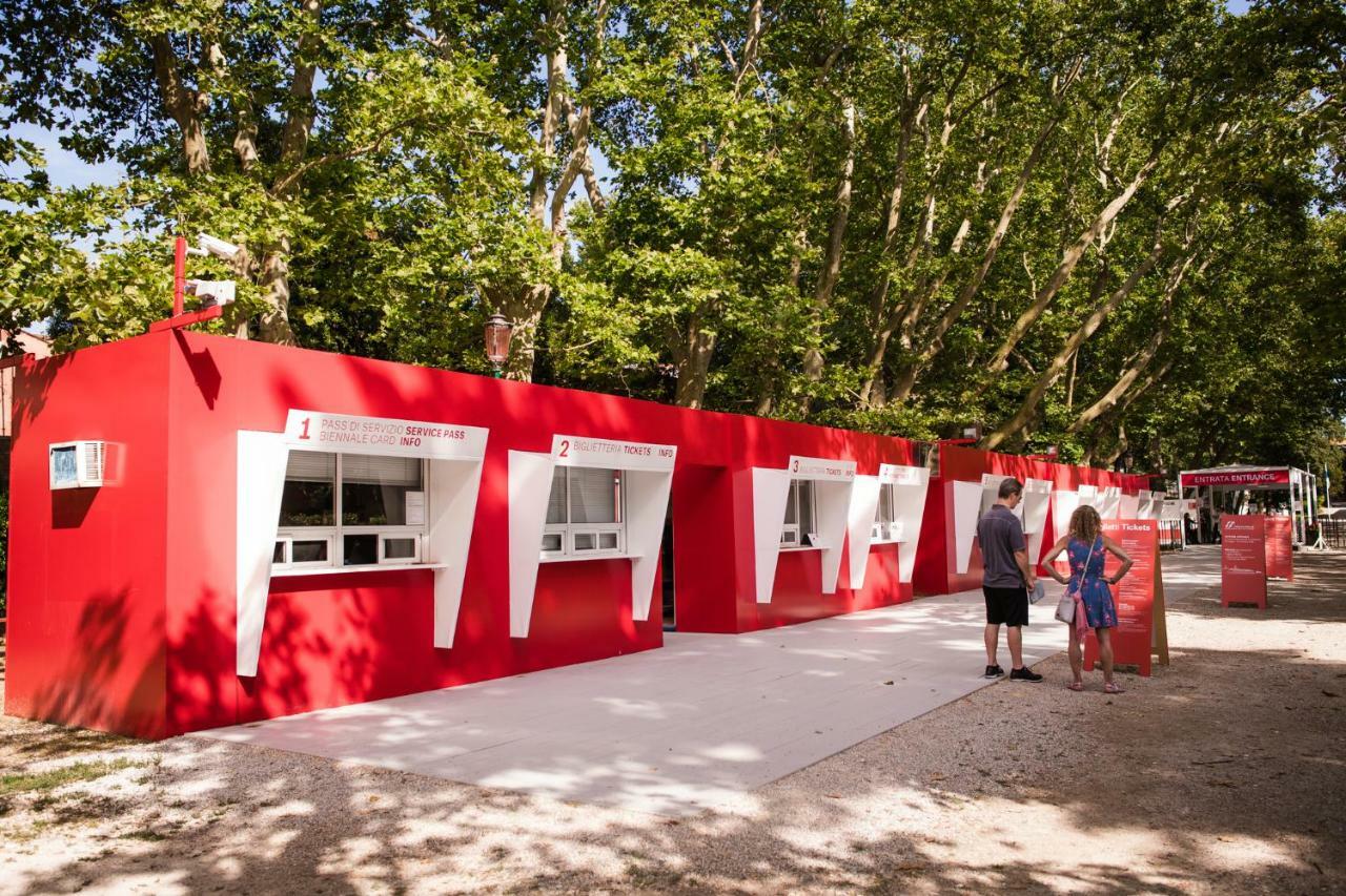 Apartament Venezia Biennale Bianco & Rosso Zewnętrze zdjęcie