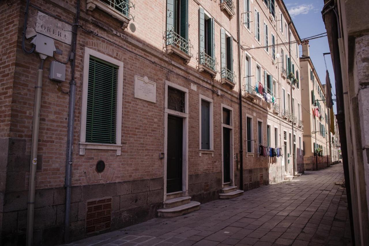 Apartament Venezia Biennale Bianco & Rosso Zewnętrze zdjęcie